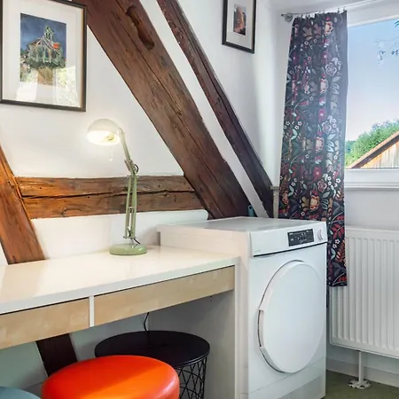 아파트 Alte Schmiede Ellrichshausen 2 *